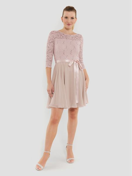 Swing Sukienka koktajlowa 77761210 Różowy Regular Fit. Czerwone sukienki damskie Swing, bez wzorów, z syntetyku, wizytowe, bez kołnierzyka, bez ramiączek. Za 469.99 zł.