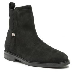 Botki Tommy Hilfiger. Czarne botki damskie Tommy Hilfiger, bez obcasa, na płaskiej podeszwie, bez zapięcia. Za 373.99 zł.