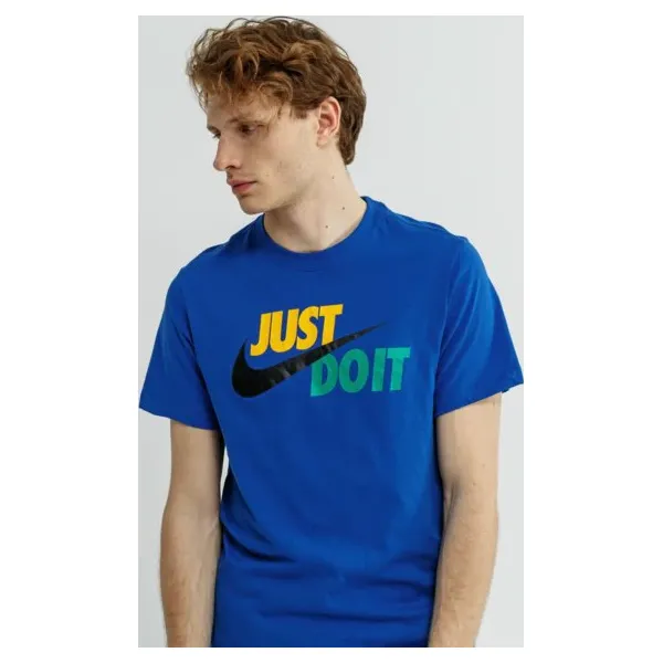 Nike Koszulka Ss M Nsw Just Do It Swoosh , niebieski, rozmiar M. Niebieskie koszulki sportowe męskie Nike, m, z aplikacjami, z bawełny, bez kołnierzyka, bez ramiączek, climacool (adidas). W wyprzedaży za 59.99 zł.