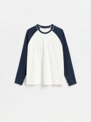 Bawełniany longsleeve - granatowy. Niebieskie bluzki z długim rękawem męskie Reserved, l, bez wzorów, z bawełny, bez kołnierzyka. Za 79.99 zł.