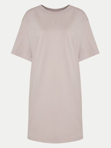 Nike Sukienka codzienna FB3204 Różowy Regular Fit. Czerwone sukienki damskie Nike, na co dzień, bez wzorów, z bawełny, bez kołnierzyka, bez ramiączek, proste. Za 259.99 zł.