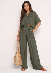 Ciemnozielony Wiskozowy Komplet 2-Częściowy Luźna Koszula Spodnie z Szerokimi Nogawkami Ulvitela. Zielone koszule damskie Born2be, bez wzorów, z wiskozy, eleganckie, bez kołnierzyka, bez ramiączek. Za 149.99 zł.