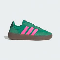 Buty Barreda Decode. Czerwone obuwie sportowe damskie Adidas, trekkingowe. Za 295.99 zł.