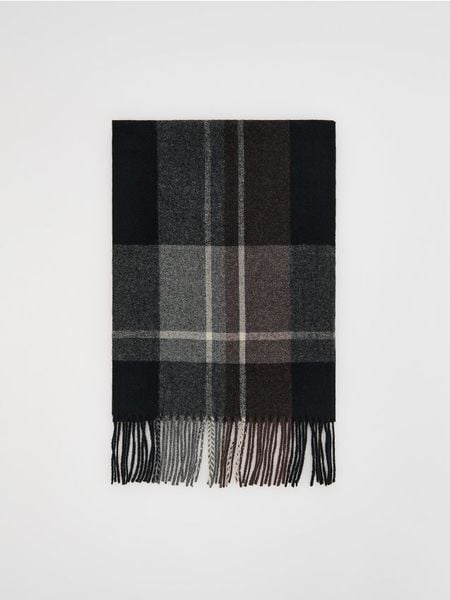 Szalik z wełną - czarny. Czarne szaliki męskie Reserved, bez wzorów, z wełny. Za 119.99 zł.