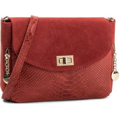 Torebka CREOLE - K10473 Czerwony. Listonoszki damskie marki Creole. W wyprzedaży za 159.00 zł.