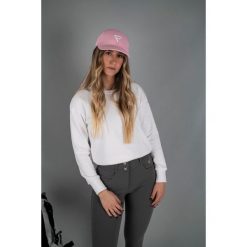 Czapka golfowa Merion – Regulowana, oddychająca, lekka, ochrona UV. Czerwone czapki i kapelusze damskie FLAIRWAY GOLF, bez wzorów, sportowe. Za 106.00 zł.