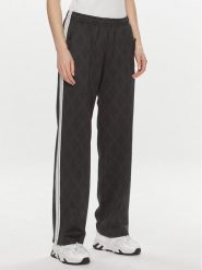 Replay Spodnie dresowe W8115.000.74934 Czarny Regular Fit. Czarne spodnie dresowe damskie Replay, m, bez wzorów, z dresówki. Za 419.99 zł.
