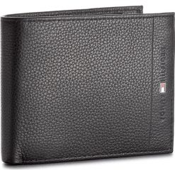 Duży Portfel Męski TOMMY HILFIGER - Core Cc Flap & Coin AM0AM02398 002. Portfele męskie Tommy Hilfiger, ze skóry. Za 329.00 zł.