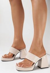 Beżowe Klapki Ianonia. Brązowe klapki damskie Born2be, bez wzorów, eleganckie, bez obcasa, na obcasie. Za 29.99 zł.