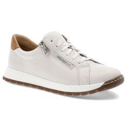 Białe Sneakersy Wasak Stylowe Obuwie Damskie. Białe obuwie sportowe damskie Wasak, bez wzorów, z jeansu. Za 329.00 zł.