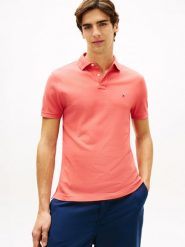 Tommy Hilfiger koszulka polo Mężczyźni Bawełna czerwony, S. Czerwone koszulki polo męskie Tommy Hilfiger, m, bez wzorów, z bawełny, bez kołnierzyka, bez ramiączek. Za 279.95 zł.