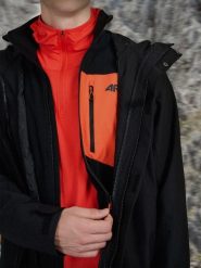 4F Kurtka trekkingowa 3w1 membrana 10000 męska - czarna L. Czarne kurtki męskie 4f, l, bez wzorów, z materiału, bez kaptura. Za 599.99 zł.