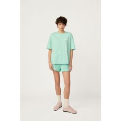 T-shirt Kubota miętowy damski. Zielone koszulki sportowe damskie Kubota, m, bez wzorów, z materiału, bez kołnierzyka, bez ramiączek. W wyprzedaży za 59.99 zł.