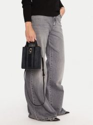 Guess Torebka Erenia Mini HWSO78 38750 Szary. Szare torebki do ręki damskie Guess, z aplikacjami, ze skóry, bez dodatków. Za 379.99 zł.