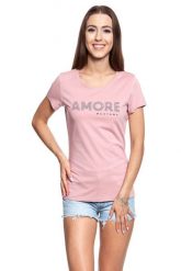 MUSTANG T SHIRT DAMSKI Alexia C Print 1008972 8148. Czerwone t-shirty damskie Mustang, s, bez wzorów, bez kołnierzyka. W wyprzedaży za 39.99 zł.