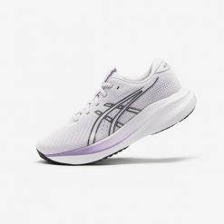 Buty do biegania damskie ASICS Gel Excite 11. Obuwie sportowe damskie Asics, bez wzorów, z materiału, do biegania. Za 349.99 zł.