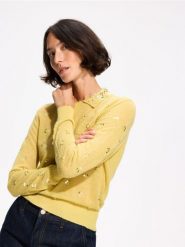 Sweter z aplikacjami - zielony. Zielone swetry damskie Reserved, l, z aplikacjami, z dzianiny, bez kołnierzyka, bez ramiączek, bez kaptura. Za 199.99 zł.