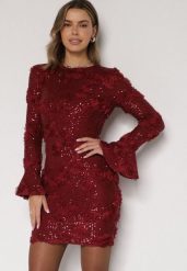 Bordowa Cekinowa Sukienka z Kwiatami 3D Naweda. Czerwone sukienki damskie Born2be, do pracy, l, bez wzorów, z jeansu, biznesowe, bez kołnierzyka, bez ramiączek. Za 219.99 zł.