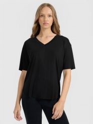 4F T-shirt oversize z modalem damski - czarny S. Czarne t-shirty damskie 4f, s, bez wzorów, bez kołnierzyka. Za 99.99 zł.