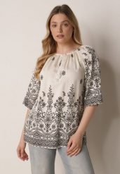 Biało-Czarna Bluzka z Wiskozy z Kwiatowym Wzorem Wiązaniem i Frędzlami Hawnalue. Białe bluzki damskie Born2be, l, bez wzorów, z wiskozy, biznesowe, bez kołnierzyka, bez ramiączek. Za 59.99 zł.