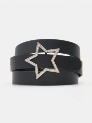 Czarny pasek z ozdobną klamrą w kształcie gwiazdy - czarny. Czarne paski damskie Sinsay, bez wzorów. Za 19.99 zł.