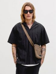 Jack & Jones Komplet koszula i szorty materiałowe Tyson 12297649 Czarny Relaxed Fit. Czarne koszule męskie Jack & Jones, l, bez wzorów, z bawełny, bez kołnierzyka, bez ramiączek. Za 209.99 zł.