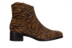 Botki Wonders D-1801 Zebra Tabac 138040, Brązowy, Skóra naturalna - 37. Brązowe botki damskie Wonders, ze skóry, eleganckie, bez obcasa, bez zapięcia. Za 719.99 zł.