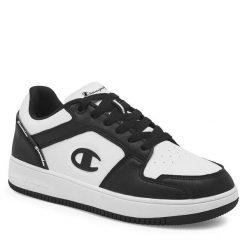 Sneakersy Champion. Czarne półbuty chłopięce Champion, bez wzorów, bez zapięcia. Za 199.99 zł.