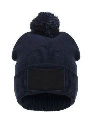 Clique Bryan Patch czapka dziana 100% akryl z pomponem dwukolorowym. Niebieskie czapki i kapelusze męskie CLIQUE, z aplikacjami, z bawełny, klasyczne. Za 95.03 zł.