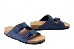 DR. BRINKMANN 600130-05 blau, klapki damskie. Niebieskie klapki damskie Dr. Brinkmann, bez wzorów, ze skóry, bez obcasa. Za 225.17 zł.
