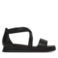 Sandały Tamaris. Czarne sandały damskie Tamaris, bez wzorów, bez obcasa, na płaskiej podeszwie, bez zapięcia. Za 379.99 zł.