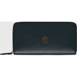 Trussardi Jeans - Portfel. Czarne portfele damskie TRUSSARDI JEANS, z jeansu. Za 299.90 zł.