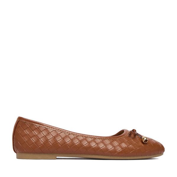 Baleriny JENNY. Brązowe baleriny damskie Jenny, bez wzorów, bez obcasa. Za 69.99 zł.