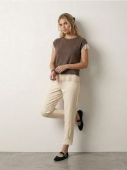 Spodnie barrel leg z domieszką wiskozy - kremowy. Białe spodnie materiałowe damskie Sinsay, l, bez wzorów, z wiskozy. Za 49.99 zł.