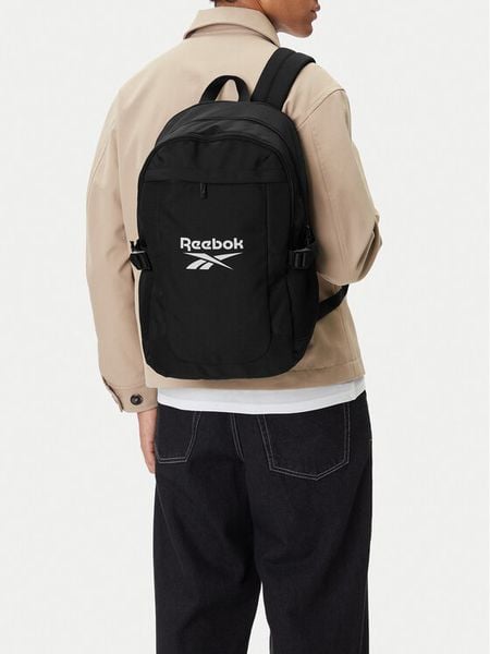 Reebok Plecak CWBEO-RBK-P-002-08 Czarny. Czarne plecaki damskie Reebok, bez wzorów, sportowe. Za 159.99 zł.