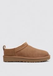Kozaki Ugg Australian W Classic Micro Damskie. Brązowe kozaki damskie UGG, z materiału, przed kostkę, bez obcasa. Za 614.50 zł.