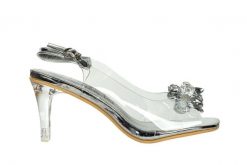 Sandały Laura Vita Mira 01 Blanc 202054, Srebrny, Skóra naturalna - 41. Szare sandały damskie Laura Vita, bez wzorów, z materiału, bez obcasa, na obcasie, bez zapięcia. W wyprzedaży za 116.10 zł.