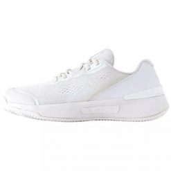 Damskie buty do tenisa Wilson Intrigue Pro. Białe obuwie sportowe damskie Wilson, bez wzorów, tenisowe. Za 544.00 zł.