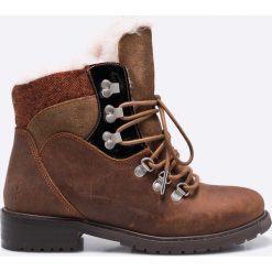 Emu Australia - Botki. Brązowe botki damskie Emu Australia, z materiału, z okrągłym noskiem, bez obcasa, na obcasie. W wyprzedaży za 379.90 zł.