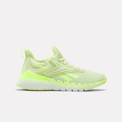 Buty sportowe męskie Reebok Nano Gym sneakersy treningowe na siłownię żółte. Żółte trekkingi męskie Reebok, na fitness i siłownię. Za 339.00 zł.