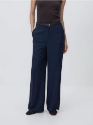 Spodnie z modalem - granatowy. Niebieskie spodnie materiałowe damskie Reserved, l, bez wzorów, z tkaniny. Za 139.99 zł.