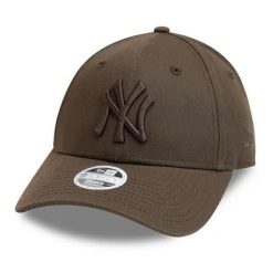 Damska czapka z daszkiem New Era MLB New York Yankees. Brązowe czapki i kapelusze damskie New Era, bez wzorów, sportowe. Za 128.80 zł.