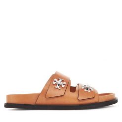 Klapki Tory Burch. Brązowe klapki damskie Tory Burch, bez wzorów, sportowe, bez obcasa. Za 1,359.00 zł.