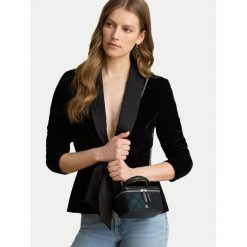 Torebka LAUREN RALPH LAUREN. Czarne torebki do ręki damskie Lauren Ralph Lauren, bez wzorów, bez dodatków. Za 1,299.00 zł.