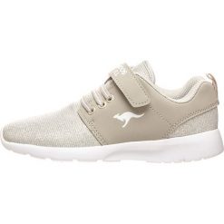 Sneakersy w kolorze beżowo-szarym. Trampki i tenisówki dziewczęce marki KangaRoos. W wyprzedaży za 102.95 zł.