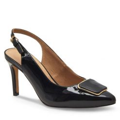 Sandały Lasocki. Żółte klapki damskie Lasocki, bez wzorów, bez obcasa, na koturnie, bez zapięcia. Za 139.99 zł.