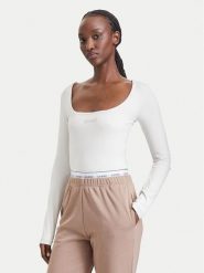 Guess Bluzka V6BP05 K6318 Kremowy Regular Fit. Białe bluzki damskie Guess, xl, z aplikacjami, z syntetyku, bez kołnierzyka, bez ramiączek. Za 234.99 zł.