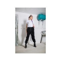 Black Enve Joggers. Czarne spodnie materiałowe damskie Rest_factory, l, bez wzorów, z lycry. Za 219.00 zł.