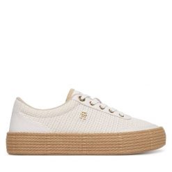 Espadryle Tommy Hilfiger. Białe espadryle damskie Tommy Hilfiger, bez wzorów, bez obcasa, bez zapięcia. Za 369.99 zł.