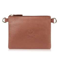 Torebka damska skórzana na ramię kompaktowa kopertówka koniakowa Paolo Peruzzi SI-41-CG. Czarne kopertówki damskie bez wzorów, z materiału, klasyczne, bez dodatków. Za 79.00 zł.